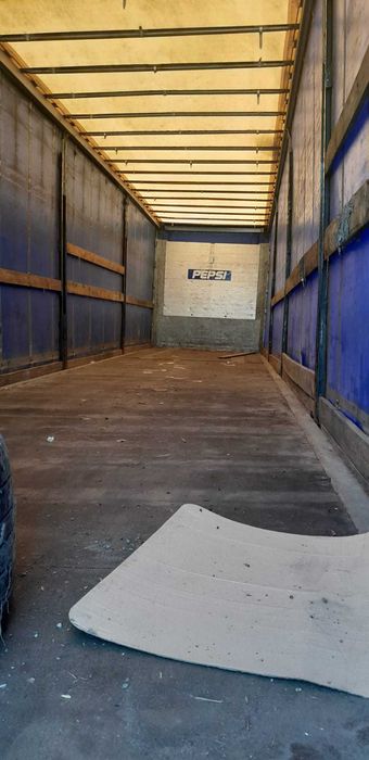 Naczepa firanka Schmitz