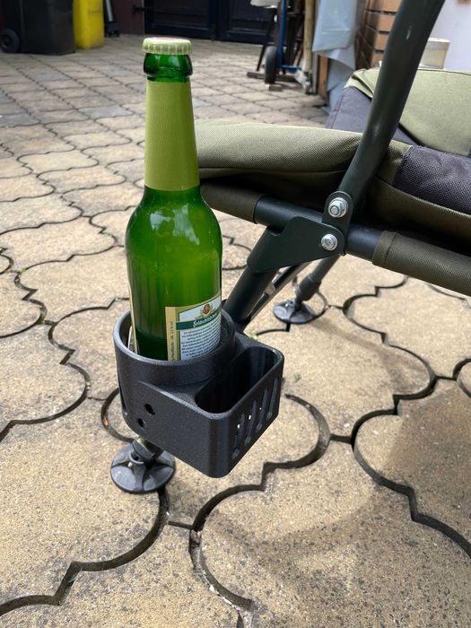 Підстаканник для рибальського крісла, тримач пляшки, тримач телефона.