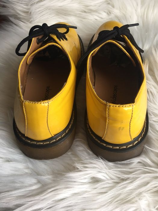 Лаковые туфли под Dr.Martens
