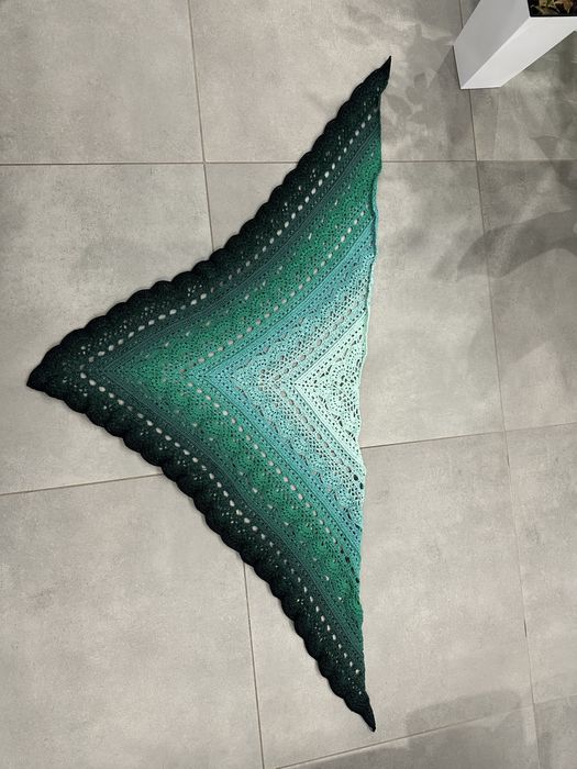 Chusta na szydełku duża 150 x 70