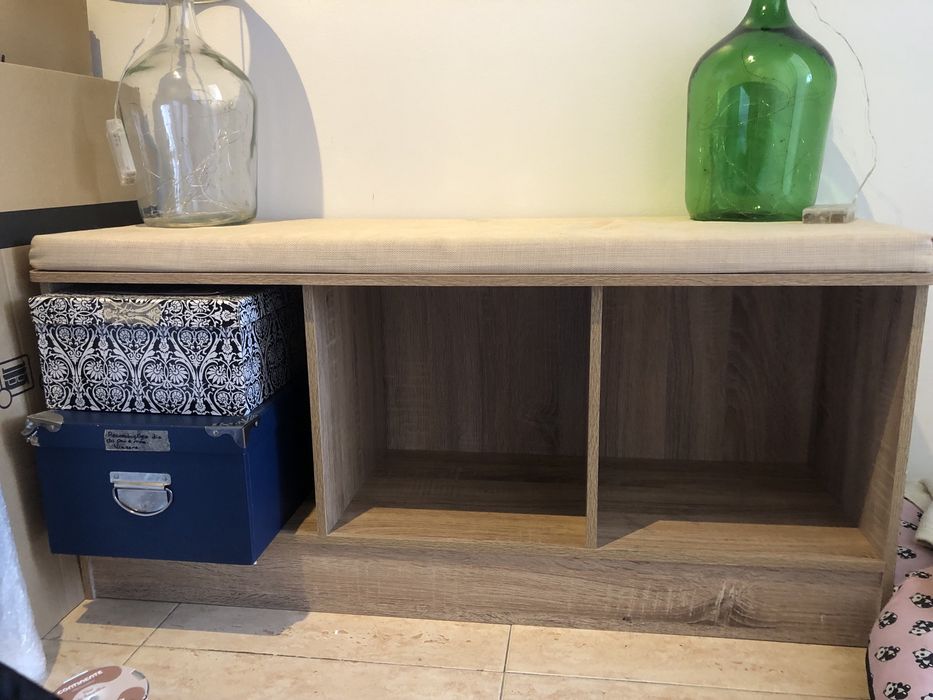 Banqueta/movel de apoio
