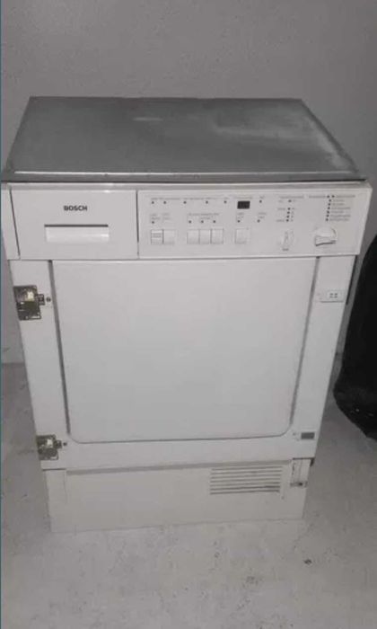 BOSCH Máquina de Secar a Roupa encastrada