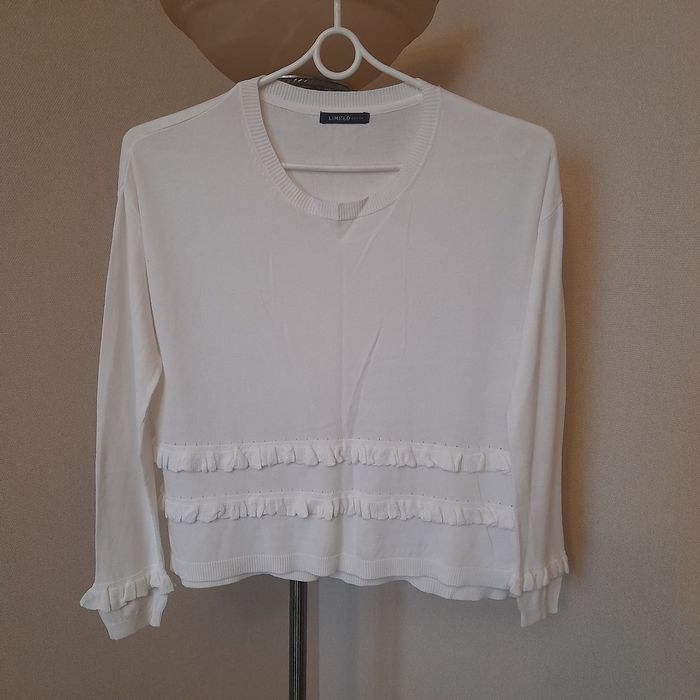 Білі джемпери, кофти .