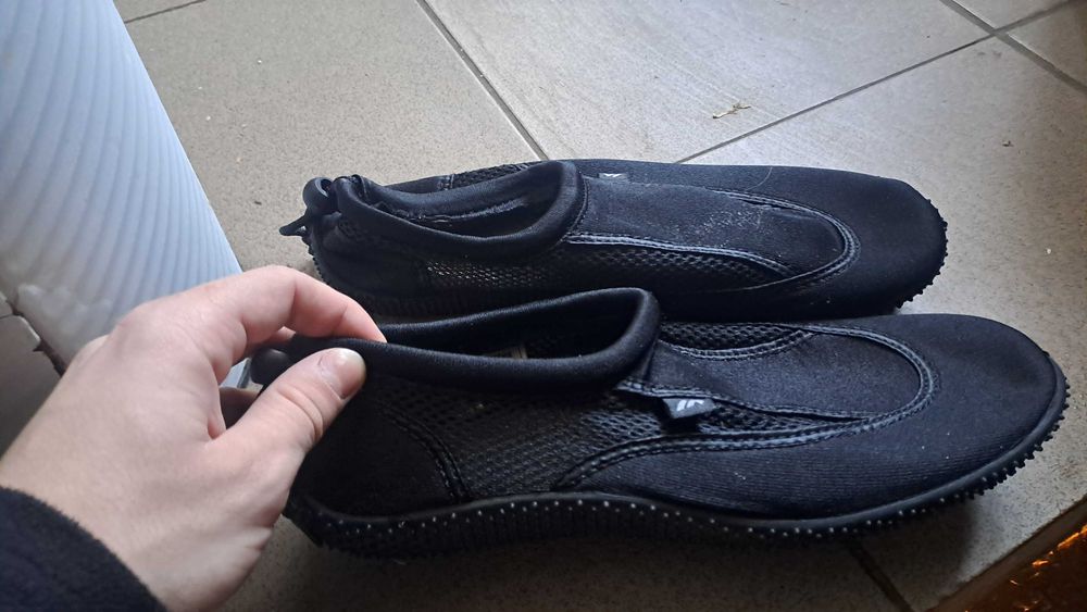 Buty wodne czarne