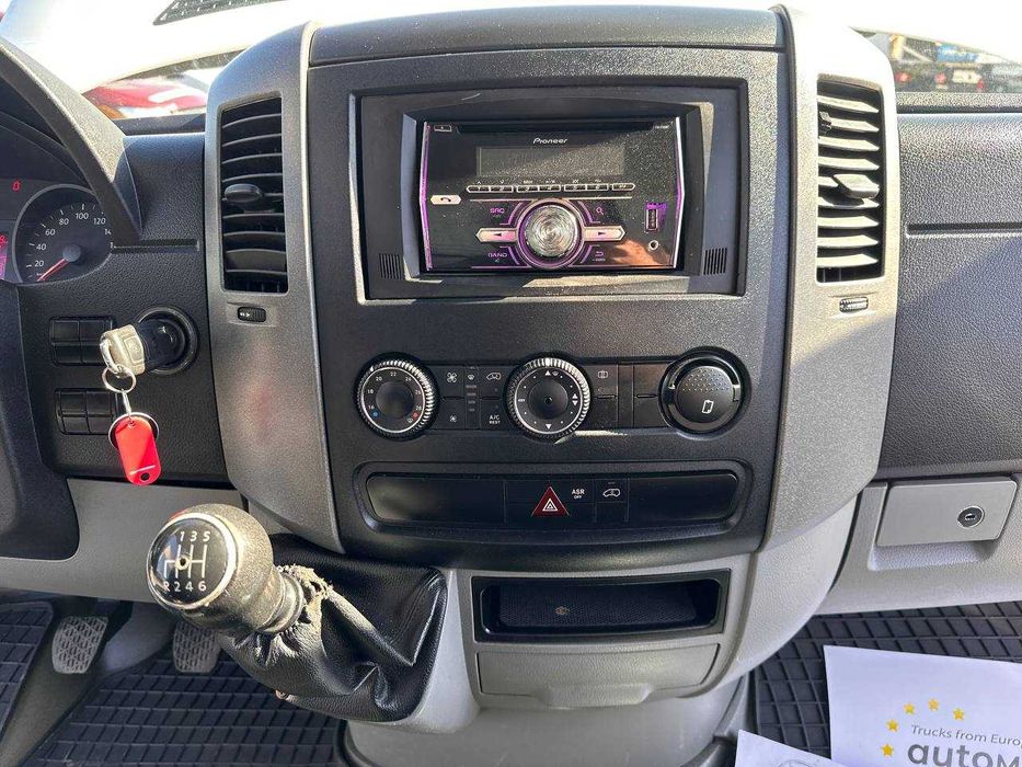 Volkswagen Crafter 2014p.