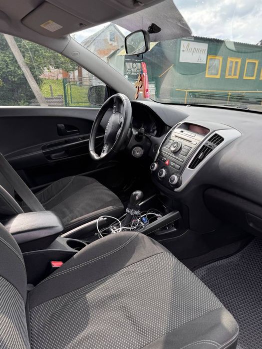 Продам kia ceed 2009