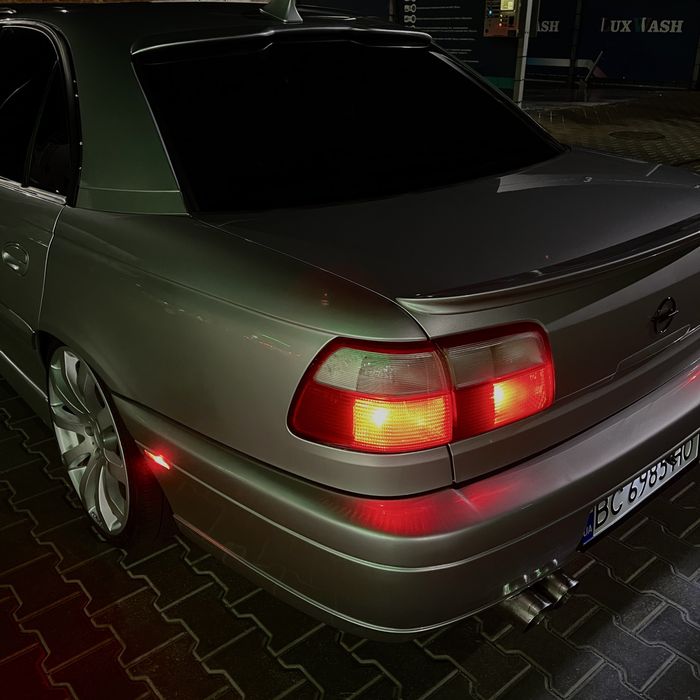 Opel Omega B 2001 2.2 газ/бенз автомат