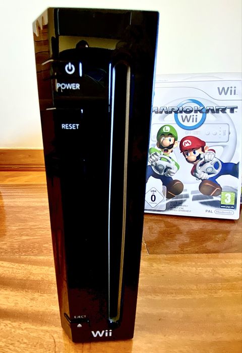 Consola Nintendo Wii com acessorios