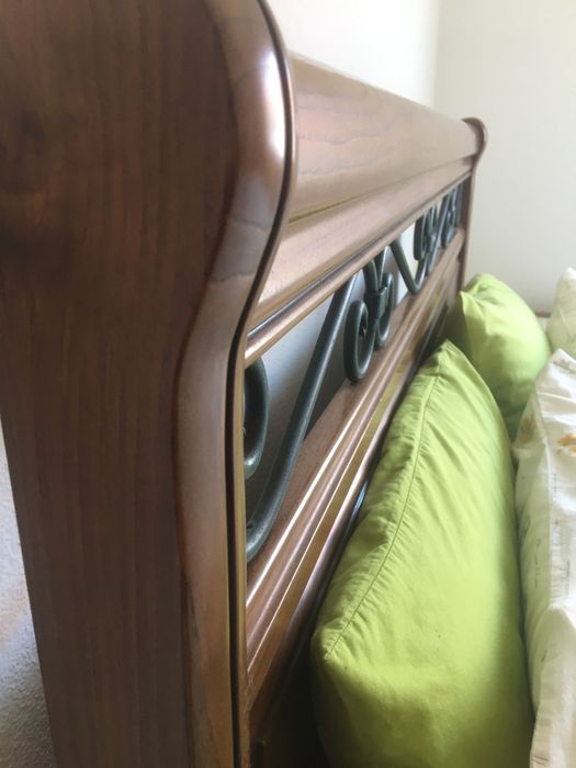 Mobília de quarto em muito bom estado