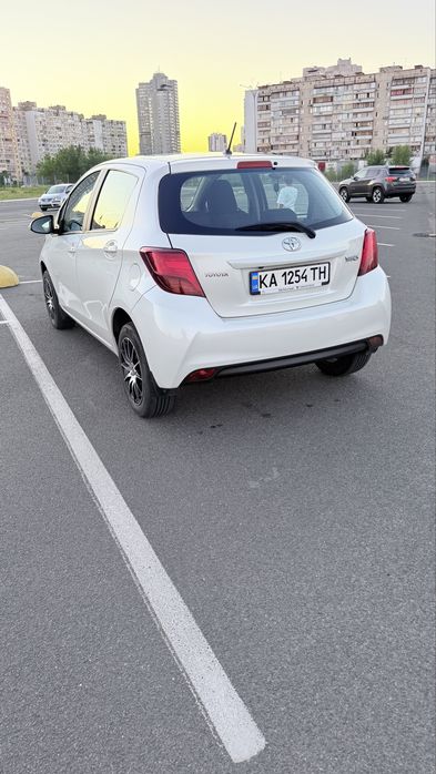 Продам Toyota Yaris