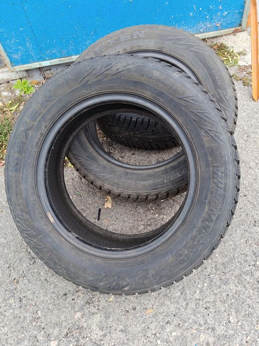 Продам гуму NEXEN 215/60 R16 Зимова