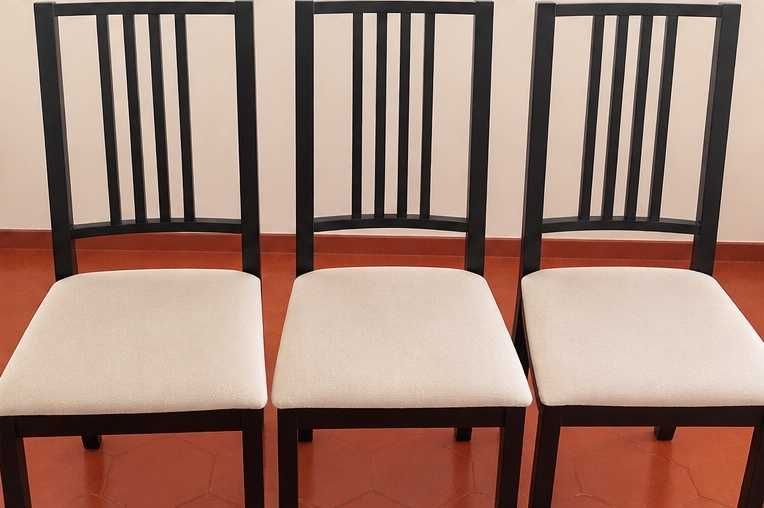 Conjunto sala de jantar IKEA – mesa extensível + 8 cadeiras + móvel