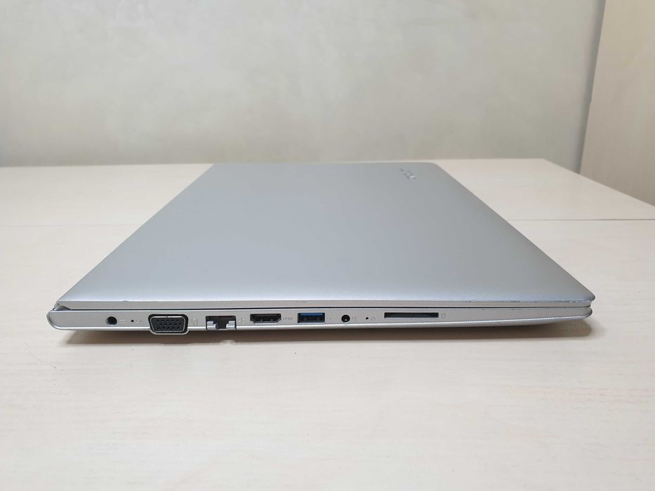 Потужний ноутбук Lenovo /Intel Core i5-7200/NVIDIA GeForce 940MX/Full HD, IPS