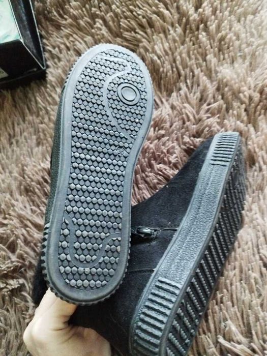 Демісезонні чобітки (36 р.)