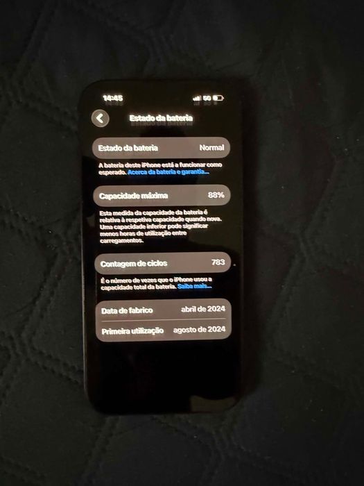 iPhone 15 normal