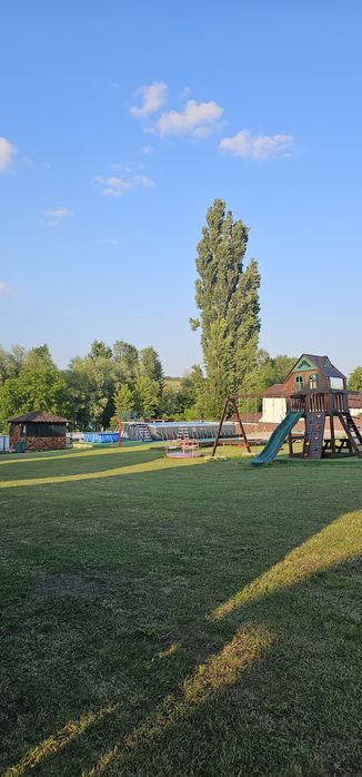 Днестр база відпочинку басейн котедж