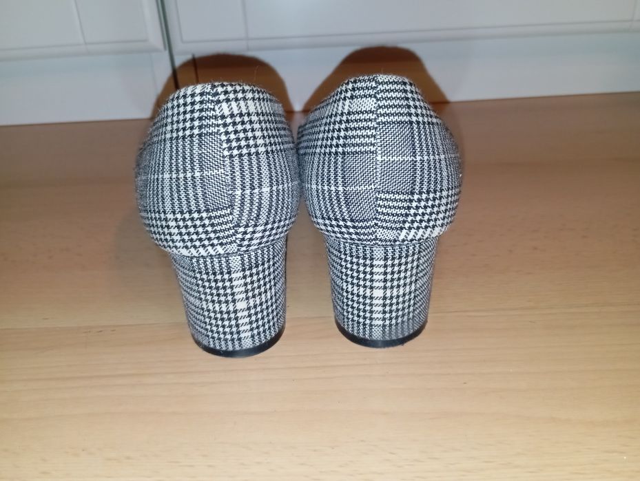 Buty czółenka szpilki Marks & Spencer M&S kratka pepitka roz. 40