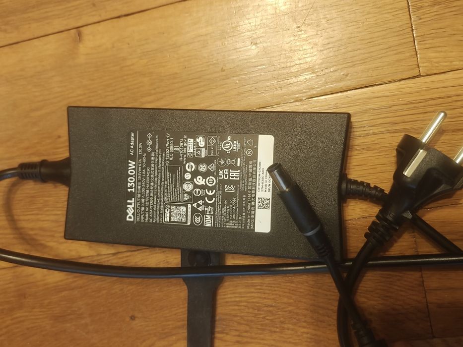 Zasilacz notebooka 3 szt,cena za jeden