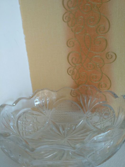 Хрустальная салатницв