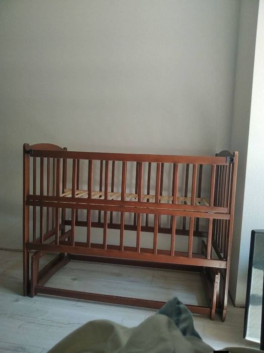 Продам дитячу колиску