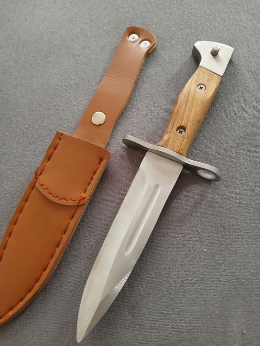 Noz stalowy ak 47