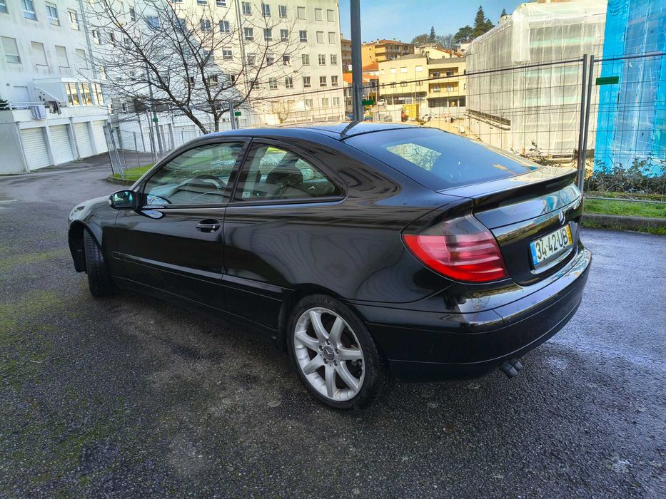 Mercedes-Benz C 220 CDI Sport Coupé Evolution 143cv