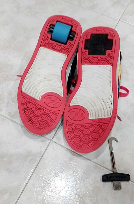 Ténis Heelys originais - tamanho 35