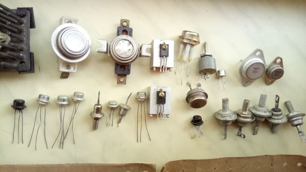 Резистор диод транзистор микросхема радиодетали конденсатор запчасти