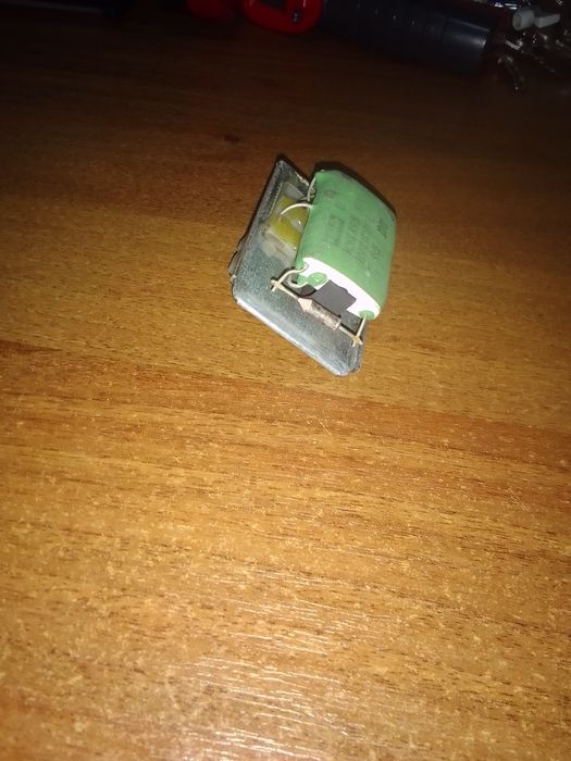 Резистор пічки Чері Амулет