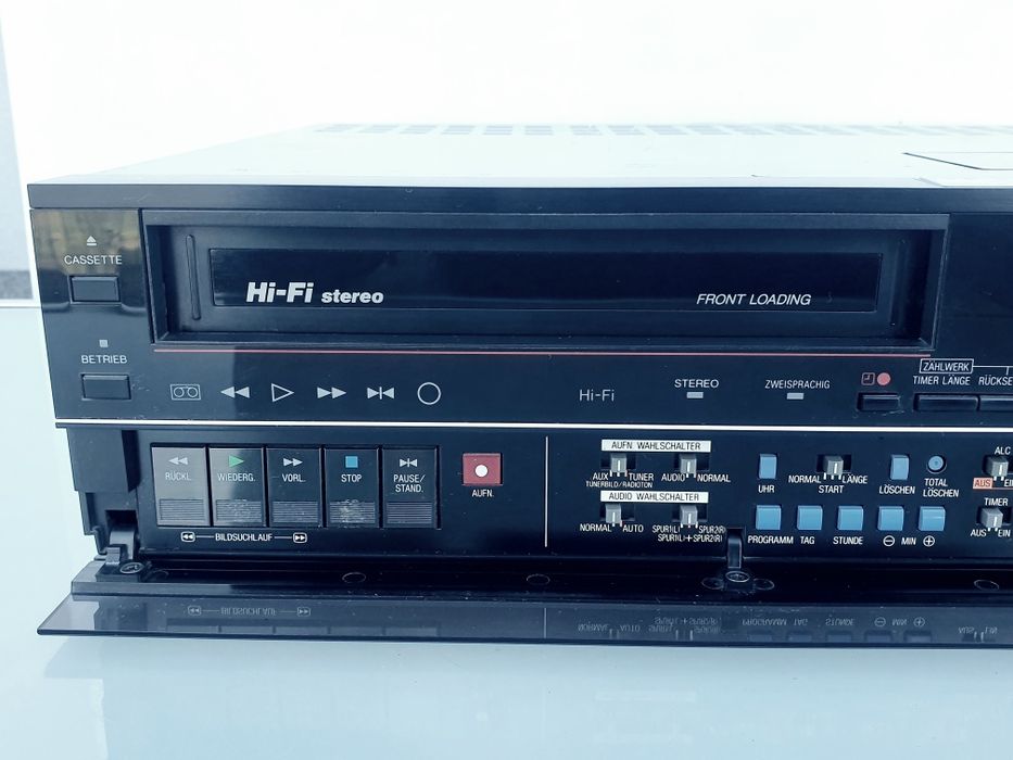 Magnetowid Sharp VC-5F3 HiFi stereo vintage