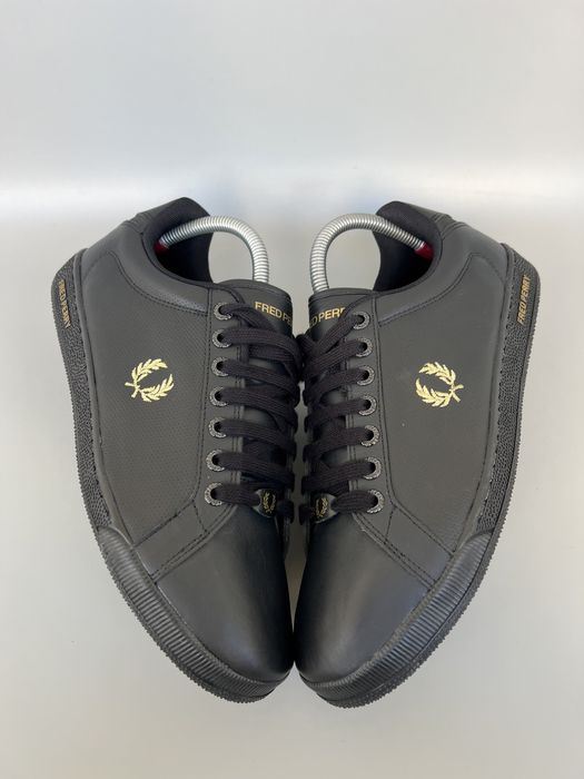 Оригінальні Кросівки Fred Perry Шкіра  Стан Нових 43р.28см.