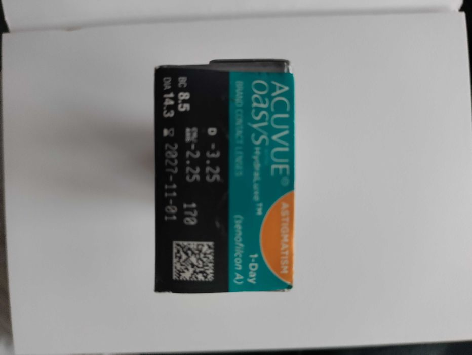 Soczewki Acuvue Oasys Astigmatism 1-day jednodniowe -3,25 -2,25 170