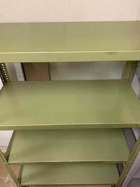 Estante de metal com 4 prateleiras 90x40x150