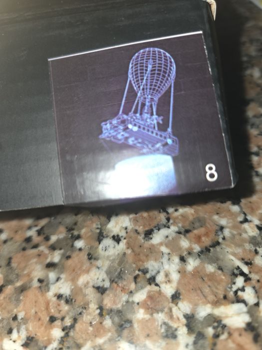 Lampada Led com formato balão