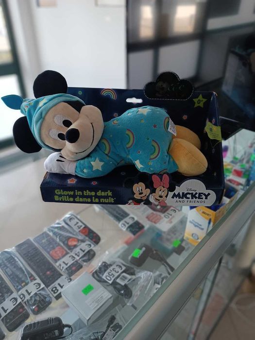 Novidade:Peluche Disney Mickey Mouse Pijama "Glow in the Dark" 32cm