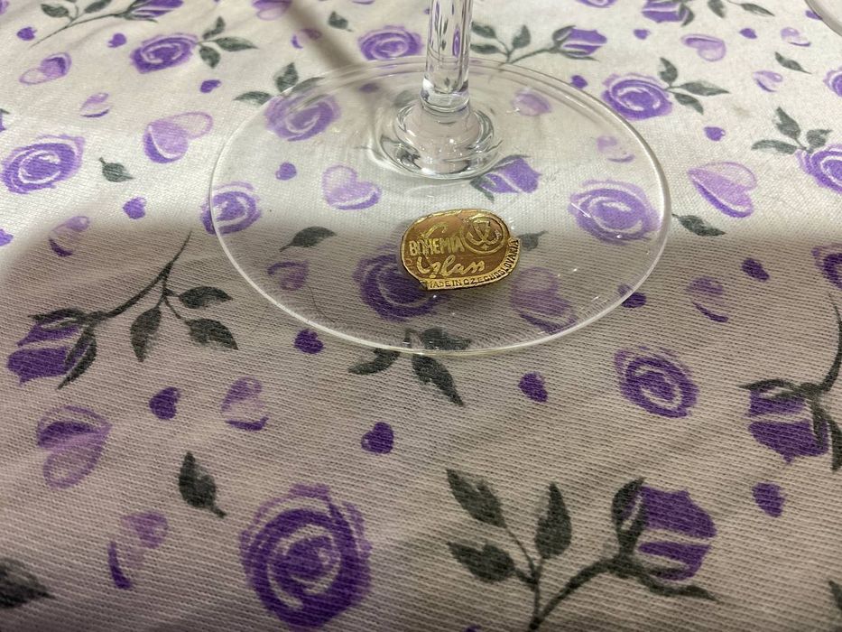 Продам кришталеві бокали .Чехія.