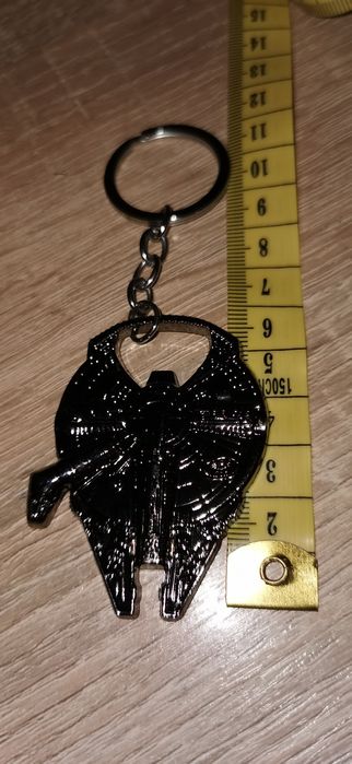 Bryloczek do kluczy otwieracz do butelek star wars sokół milenium