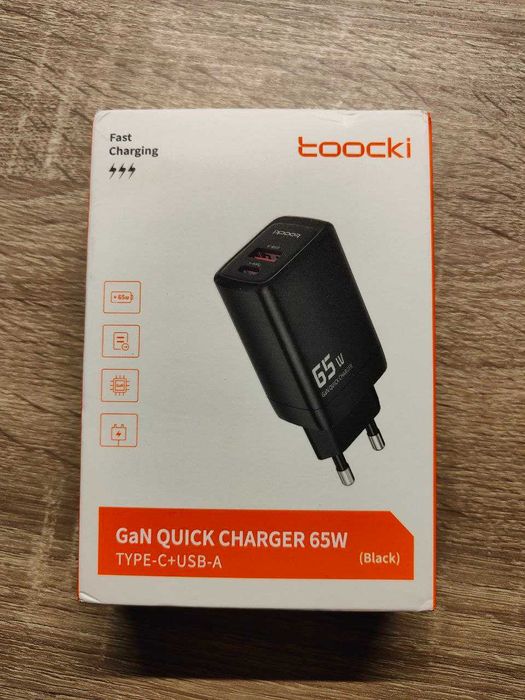 Мережевий зарядний пристрій Toocki 65W GaN USB+Type C