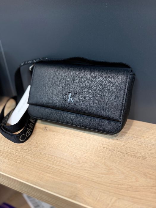 Сумка кросбоді Calvin Klein All Day Phone. Оригінал.