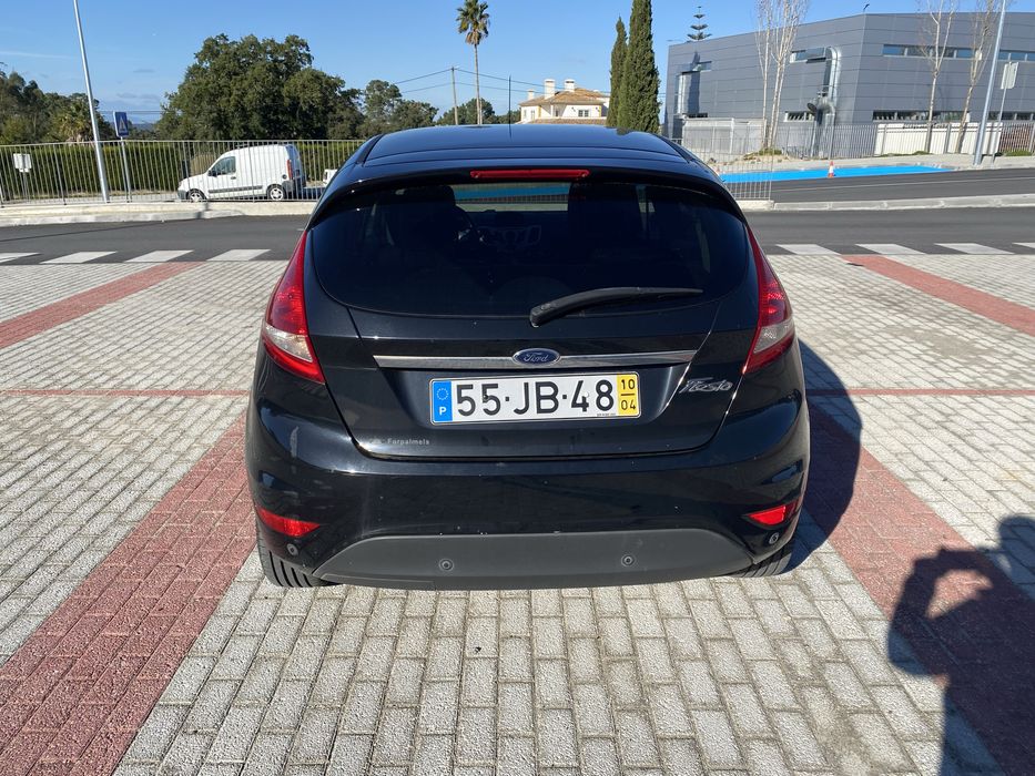Ford Fiesta Preto 2010 1.25(gasolina) Titanium
