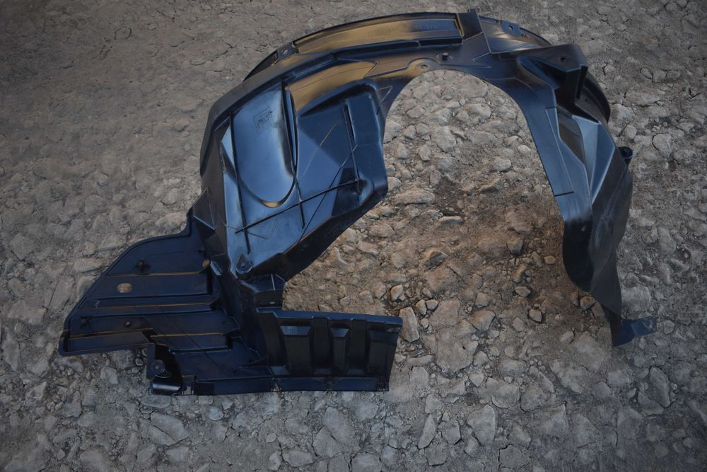 nadkole prawe przód przednie SUZUKI SX4 S-Cross Lift 16- .72321.64R