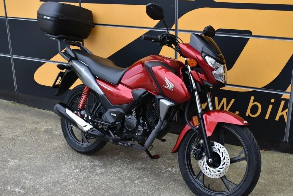 Honda CB GWARANCJA/RATY/TRANSPORT 125 F KAT B Tylko 16 tys 2022 Bezwypadkowy