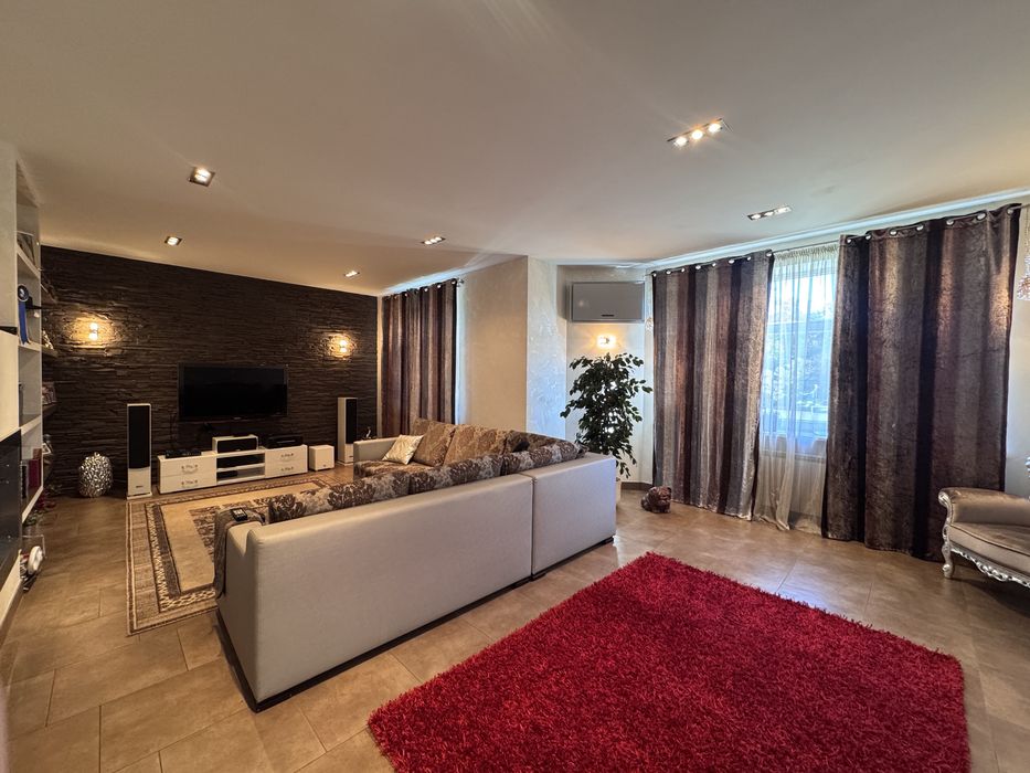Будинок 390 м² з сауною, спортзалом та гаражем на 2 авто | Нивки / Сирець
