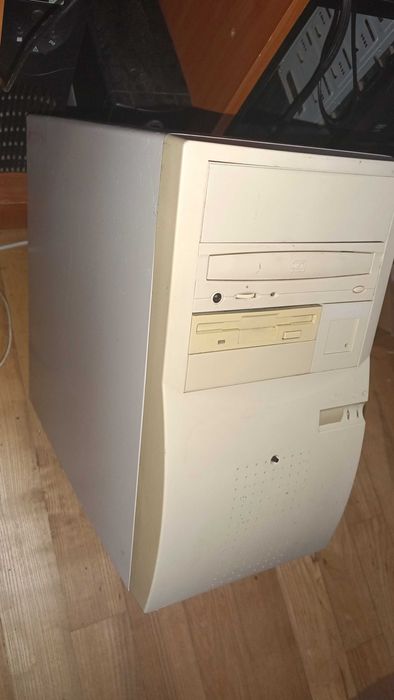Топовый ретро ПК Pentium 233MMX / 32Mb SIMM EDO / 4.3Gb HDD / 4Mb PCI