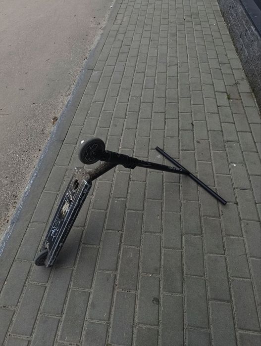 Трюковой самокат Explore