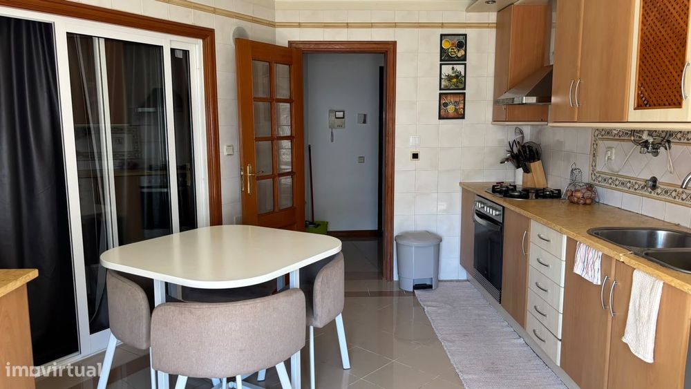 Apartamento, Corroios
