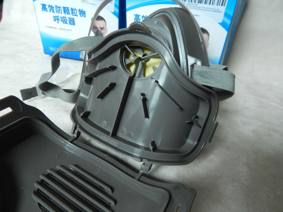 Пылезащитная маска Респиратор. Фильтры.