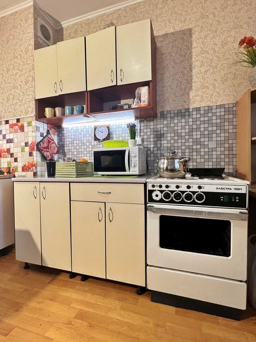 Койко-места (общежитие ) на Троещине, пр Червоної Калини