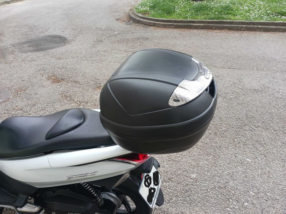 Honda PCX-125 em excelente estado.