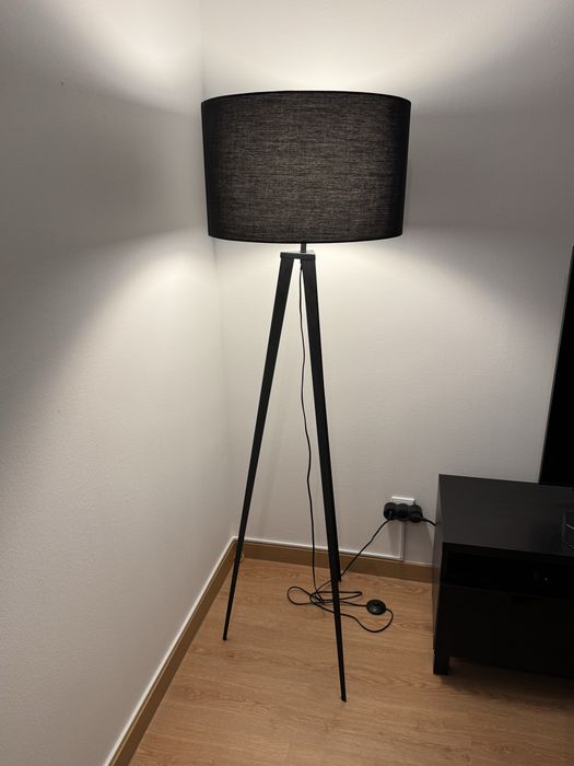 Black Floor Lamp64751307590658121